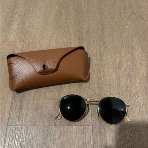 Ray-Ban Gold Frame Sunglasses with Black Lenses